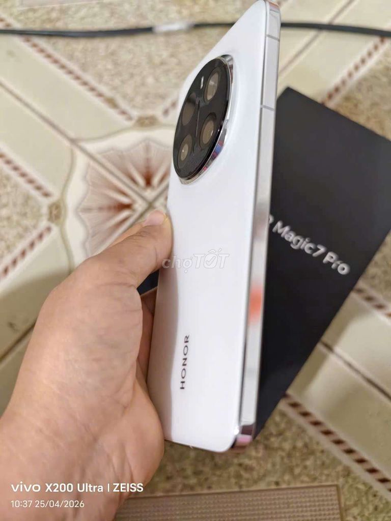 Honor Magic 7 Pro 256GB Trắng Cận 99%. Mua bán Điện thoại tại Thành phố Biên Hòa Đồng Nai được đăng bởi  dương hà  hình 1