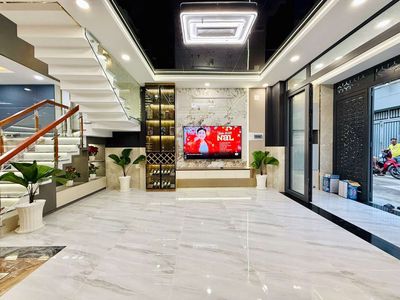 NHÀ MỚI FULL NỘI THẤT, DT 5X13, TRỆT, 3 LẦU, HXH, HƯỚNG ĐN, GIÁ 9,9 TỶ. Mua bán nhà ở tại Quận Tân Bình Tp Hồ Chí Minh được đăng bởi Phạm Lãng