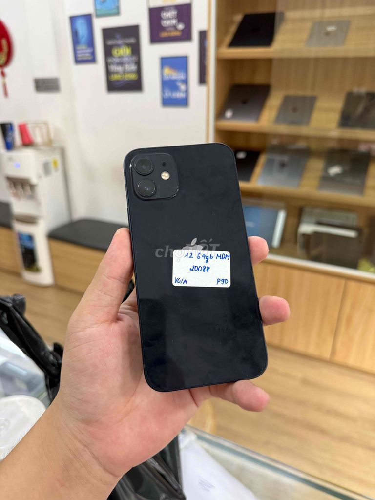 Apple iPhone 12 64GB Đen Đã sử dụng. Mua bán Điện thoại tại Quận Đống Đa Hà Nội được đăng bởi Hoàng quân store hình 1