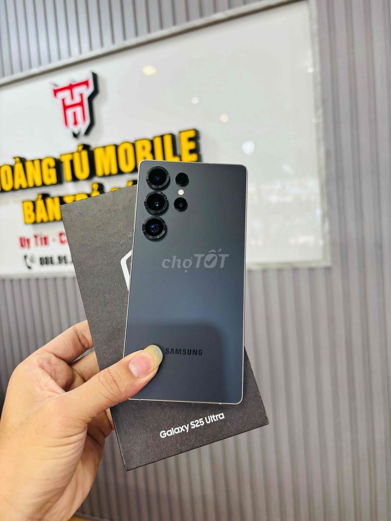Samsung S25 Ultra Đen Full Box. Mua bán Điện thoại tại Quận Liên Chiểu Đà Nẵng được đăng bởi Hoàng Tú Mobile hình 1