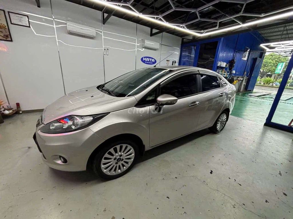 2011 1.6 AT Hatchback - 115000 km. Mua bán Ô tô tại Thành phố Quảng Ngãi Quảng Ngãi được đăng bởi sơn hình 2