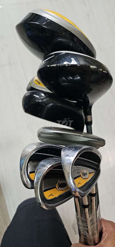 Gậy golf Acuity Kim loại, cao su Đen, bạc, vàng. Mua bán Đồ thể thao, Dã ngoại tại Quận 3 Tp Hồ Chí Minh được đăng bởi Tú hình 1