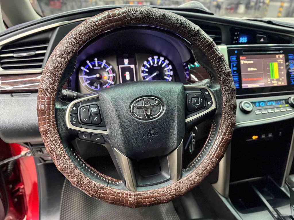 Bán Innova Venturer 2019 - Chất xe đẹp đi kỹ. Mua bán Ô tô tại Thành phố Thủ Đức Tp Hồ Chí Minh được đăng bởi Tấn Quang Toyota Đông Sài Gòn hình 6