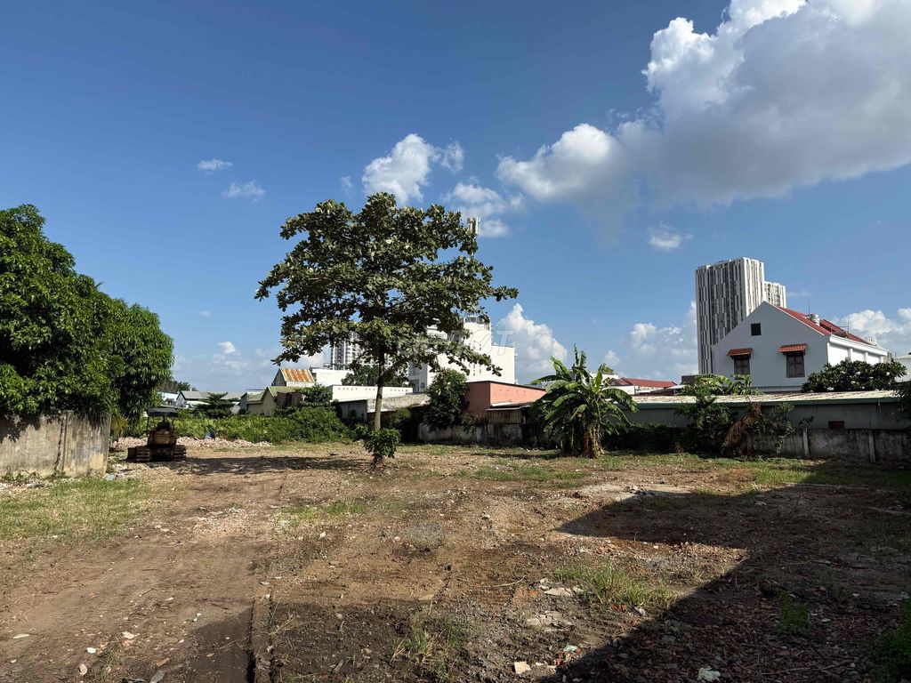 cho thuê đất trống 7.200m2 - giá 50k/m2chốt ko TL-sang lấp sẵn)