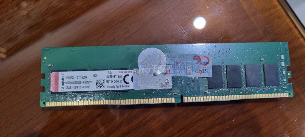 2 thanh ram DDR4 . 8gb/1 thanh . Bus 2600