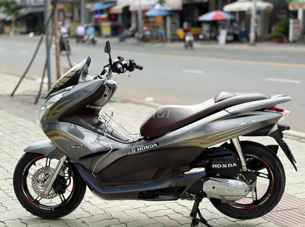 Pcx thái - ( nợ xấu chỉ cần 13🍎 ). Mua bán Xe máy tại Quận 8 Tp Hồ Chí Minh được đăng bởi Phạm Đức hình 5