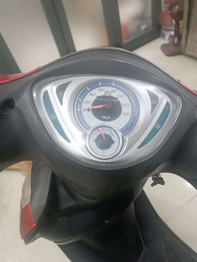 Xe máy SYM Attila màu đỏ, 10000km. Mua bán Xe máy tại Quận Tân Phú Tp Hồ Chí Minh được đăng bởi Nguyên quynh hình 9