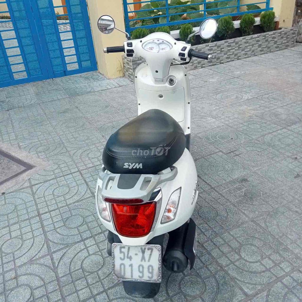 xe attila elyzabet đi làm đi chơi còn đep cần bán. Mua bán Xe máy tại Quận Phú Nhuận Tp Hồ Chí Minh được đăng bởi tung lam hình 4