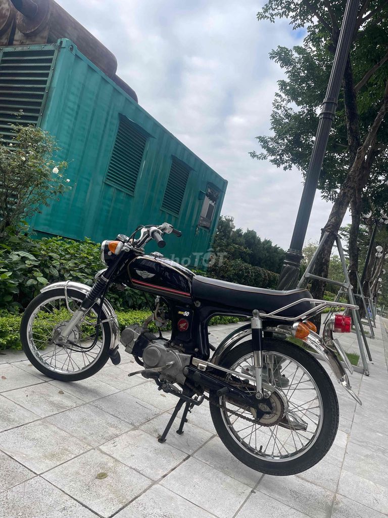 E bán 16,5 triệu cho ae thích thú.  Ss50 lên dáng. Mua bán Xe máy tại Quận Hà Đông Hà Nội được đăng bởi Vạn Tín hình 4