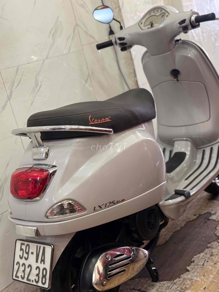 Piaggio Vespa LX125 3Vie 2014 . BSTP Chính Chủ. Mua bán Xe máy tại Quận Phú Nhuận Tp Hồ Chí Minh được đăng bởi Ngọc Huy hình 5