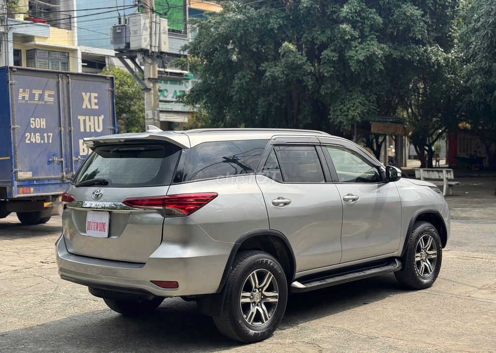 Toyota Fortuner 2017 Số sàn Bạc. Mua bán Ô tô tại Thành phố Thủ Dầu Một Bình Dương được đăng bởi Oto An Suong hình 6