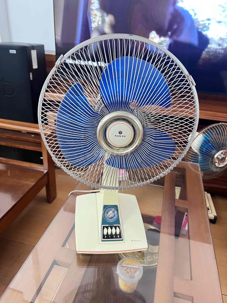 Quạt bàn Sanyo Nhật Bản. Mua bán Quạt tại Quận Ngô Quyền Hải Phòng được đăng bởi E Thuy hình 1