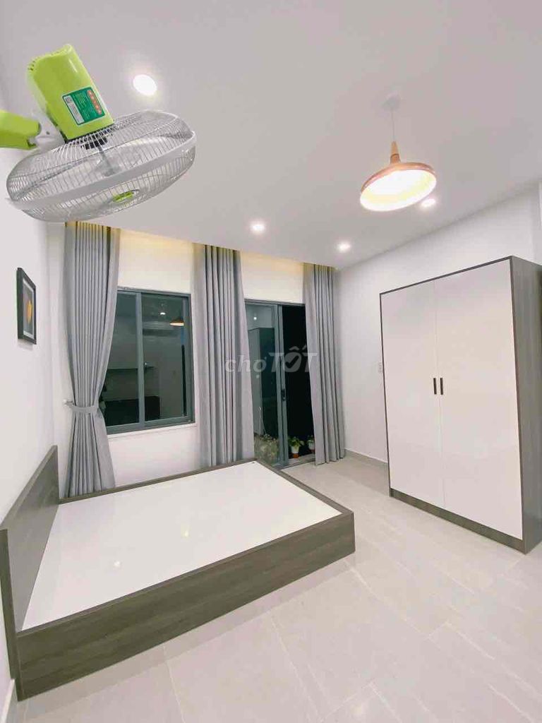 STUDIO 32m2 - Bancong thoáng - Full NT_Mới 💯 ngay đường Cô Bắc Q1