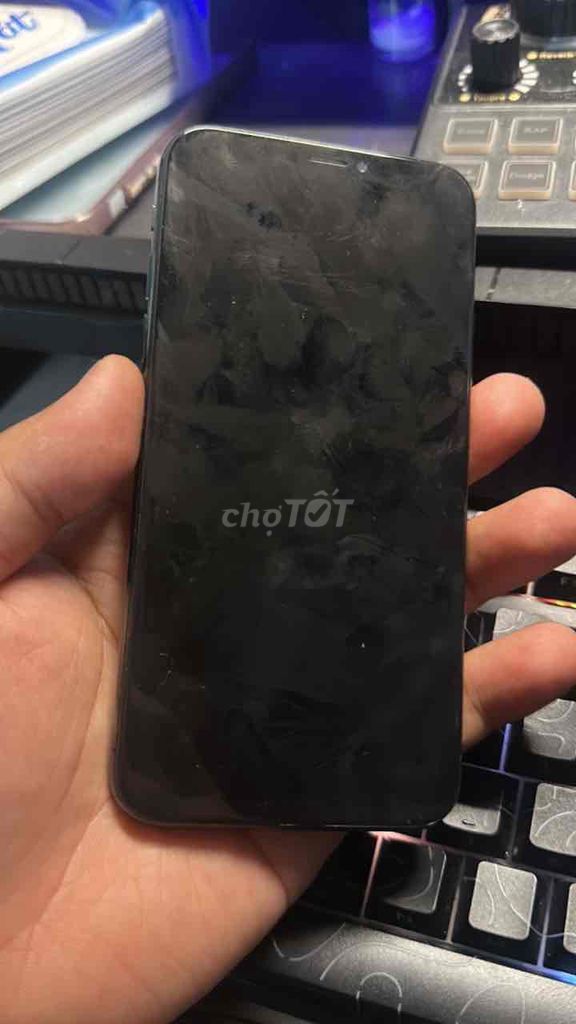 Apple iPhone XS Đen. Mua bán Điện thoại tại Thành phố Biên Hòa Đồng Nai được đăng bởi A chảy hình 1