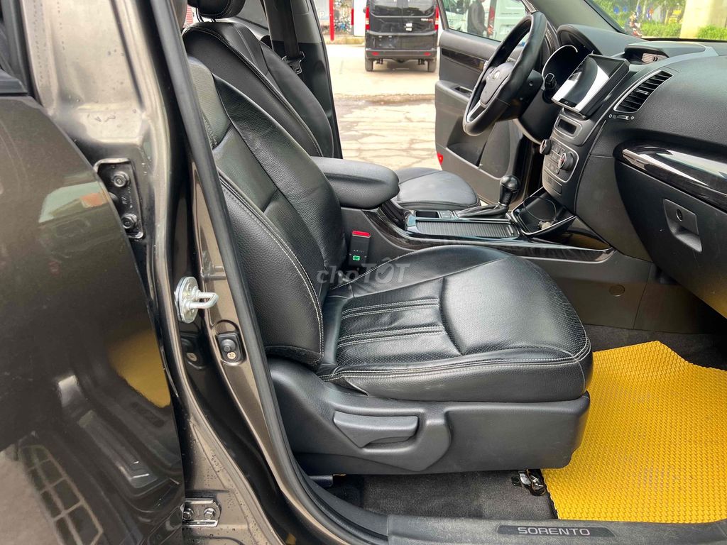 Kia Sorento 2014 DATH 2.2L 2WD - 180000 km. Mua bán Ô tô tại Quận Hà Đông Hà Nội được đăng bởi Đỗ Tiên  hình 10