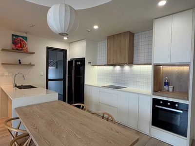 CHO THUÊ 3PN FULL LBV