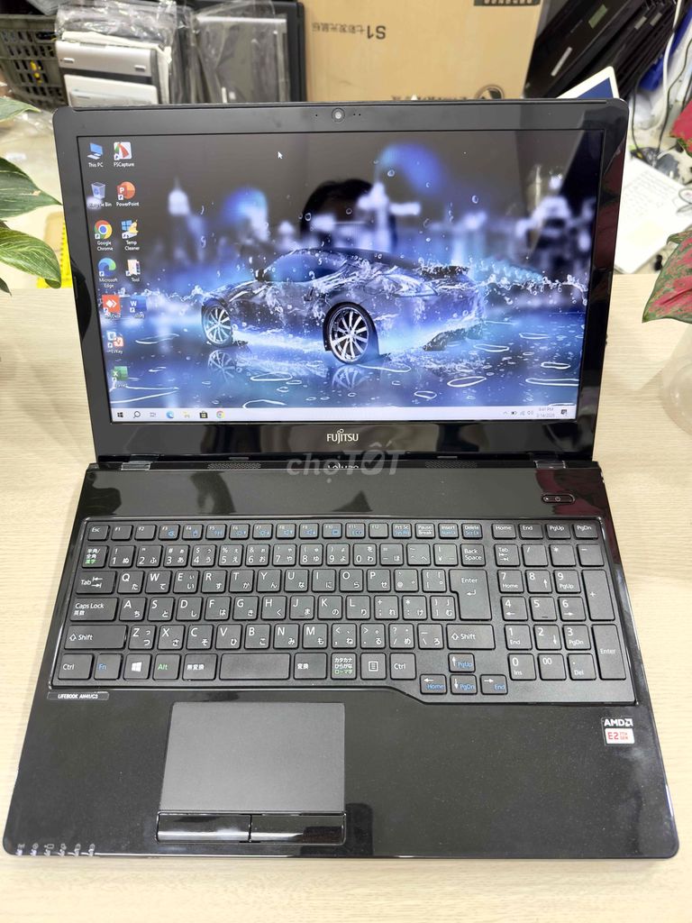 Fujitsu Lifebook AMD RAM 8 SSD 256GB pin new đẹp. Mua bán Laptop tại Quận Hai Bà Trưng Hà Nội được đăng bởi Akiba shop hình 1