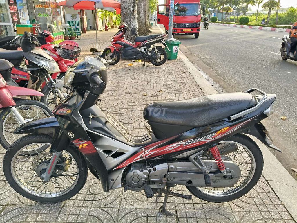 Cần bán chiếc xe máy giấy tờ đầy đủ. Mua bán Xe máy tại Thành phố Bà Rịa Bà Rịa - Vũng Tàu được đăng bởi Lê Văn Hậu hình 1