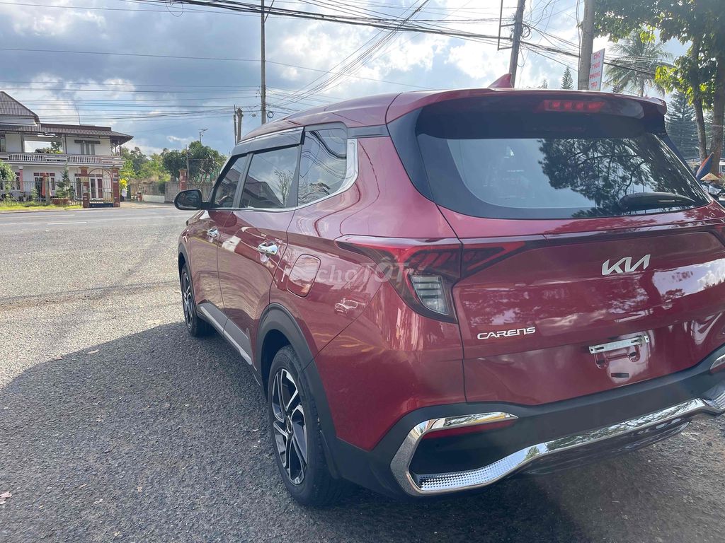 Kia Carens Đỏ 7 chỗ Số tự động xe cực đẹp. Mua bán Ô tô tại Huyện Bảo Lâm Lâm Đồng được đăng bởi Van hình 5