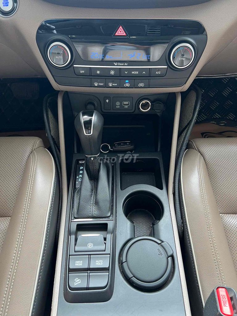 𝐇𝐲𝐮𝐧𝐝𝐚𝐢 𝐓𝐮𝐜𝐬𝐨𝐧 𝟐.𝟎 𝐗𝐚̆𝐧𝐠 Đ𝐚̣̆𝐜 𝐁𝐢𝐞̣̂𝐭 𝟮𝟬𝟮𝟭. Mua bán Ô tô tại Thành phố Buôn Ma Thuột Đắk Lắk được đăng bởi Thành Nam Auto DakLak  hình 19