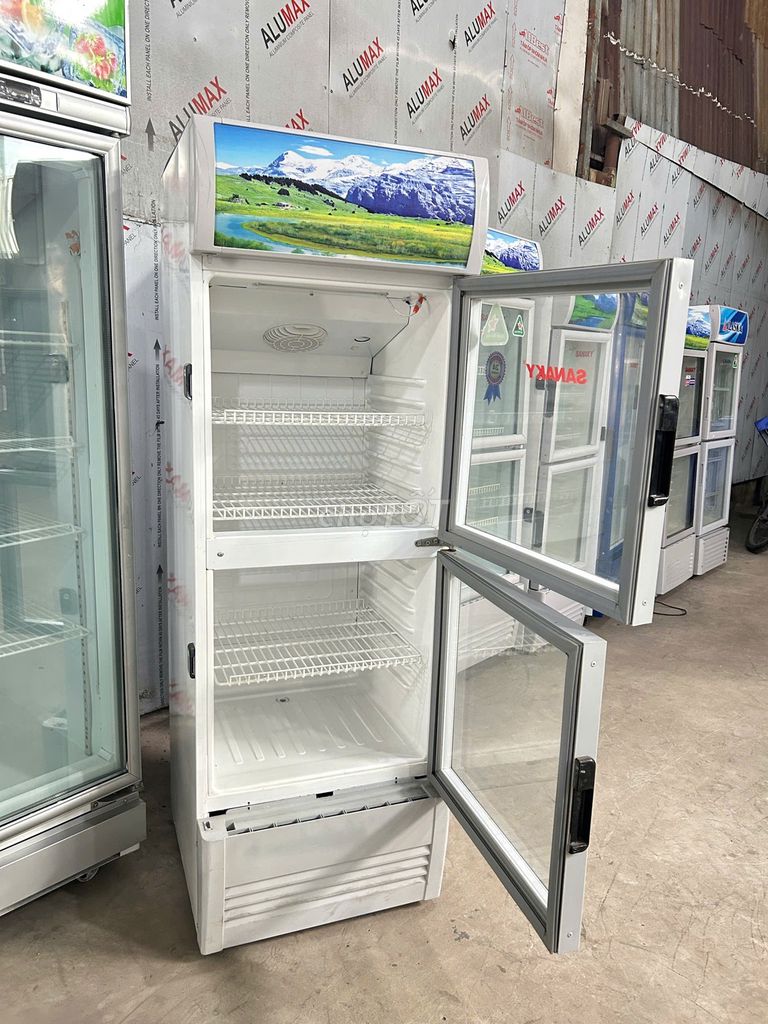 Tủ mát Sanaky 300L , 2 cánh trên dưới lợi điện . Mua bán Tủ lạnh tại Quận Tân Phú Tp Hồ Chí Minh được đăng bởi phan thị ngọc hình 1