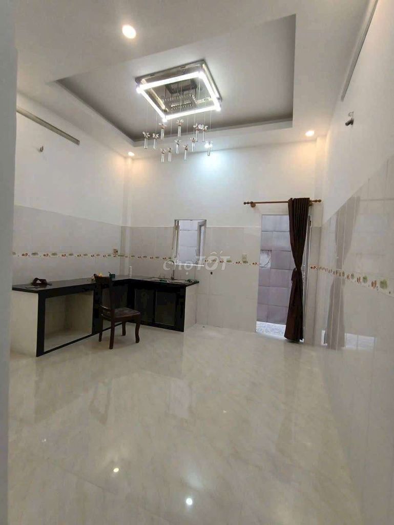 4 X 19M NHÀ MẶT TIỀN ĐƯỜNG KINH DOANH