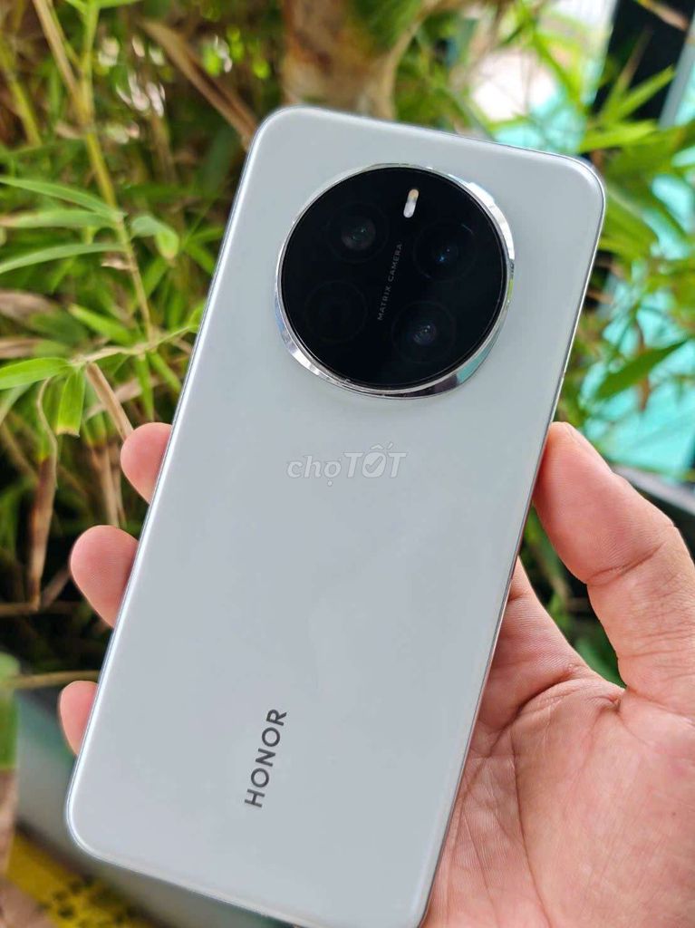 Honor Magic 7 512GB Trắng. Mua bán Điện thoại tại Thành phố Long Xuyên An Giang được đăng bởi Bơ Store  Điện thoại xách tay hình 1