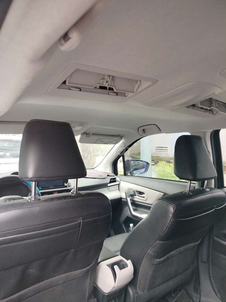 Toyota Veloz Cross 2025 CVT 14.000 km. Mua bán Ô tô tại Thành phố Thủ Đức Tp Hồ Chí Minh được đăng bởi anh Tú hình 3