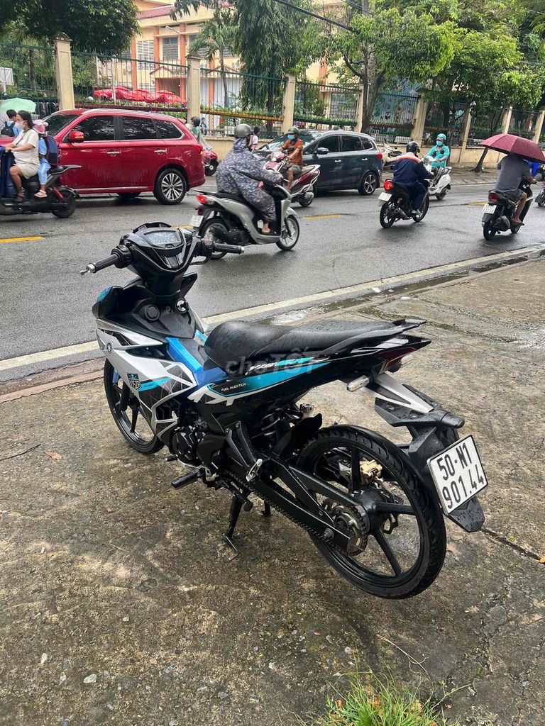 Владелец яхты Yamaha Exciter 150 Life Led Marine Saigon