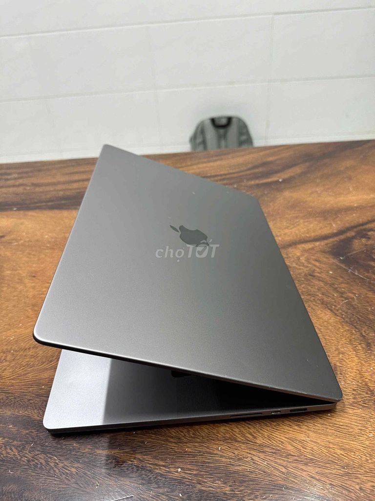 Apple Macbook Air M1 13 inch 16GB/256GB. Mua bán Laptop tại Huyện Bình Chánh Tp Hồ Chí Minh được đăng bởi Dũng Lê hình 1
