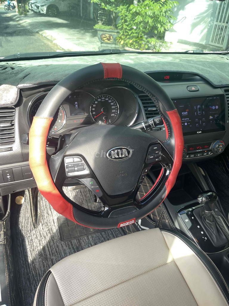 Kia Cerato 2016 1.6 AT bản full. Mua bán Ô tô tại Quận Thanh Khê Đà Nẵng được đăng bởi Hoang Hieu Hung  hình 9