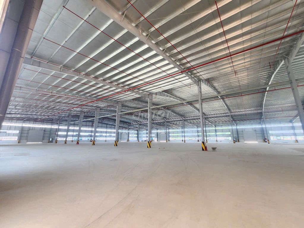 Cho thuê xưởng diện tíc 24.000m2.Trong khu công nghiệp Bình Phước