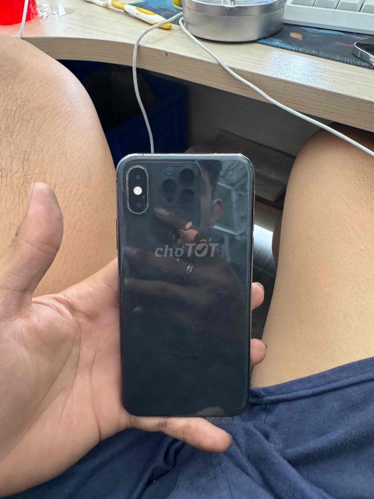 Apple iPhone Xs 64GB Đen Đã sử dụng. Mua bán Điện thoại tại Thành phố Thủ Dầu Một Bình Dương được đăng bởi huy nhỏ hình 1