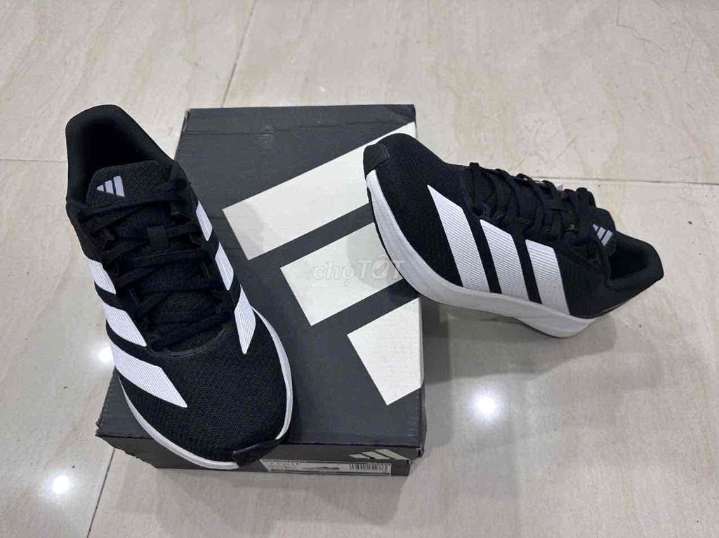 GIÀY ADIDAS chính hãng. Mua bán Giày dép tại Quận Hải Châu Đà Nẵng được đăng bởi Dũng  hình 1