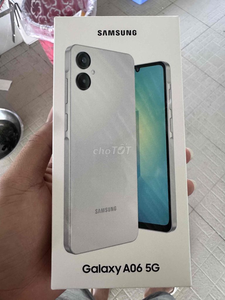 Samsung Galaxy A06 5G 4GB/128GB Bạc. Mua bán Điện thoại tại Huyện Phụng Hiệp Hậu Giang được đăng bởi Trần Trung Tín hình 1