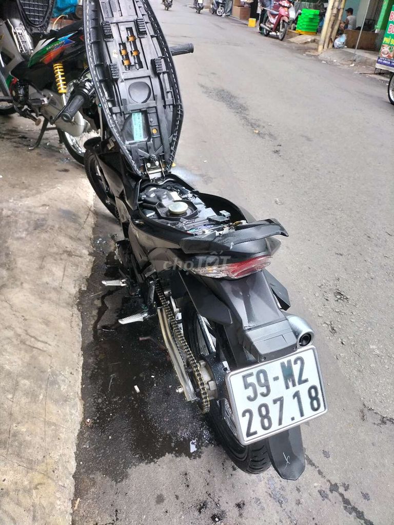 Xe Satria. Mua bán Xe máy tại Quận 11 Tp Hồ Chí Minh được đăng bởi Cửa Hàng Bảo Trâm hình 4