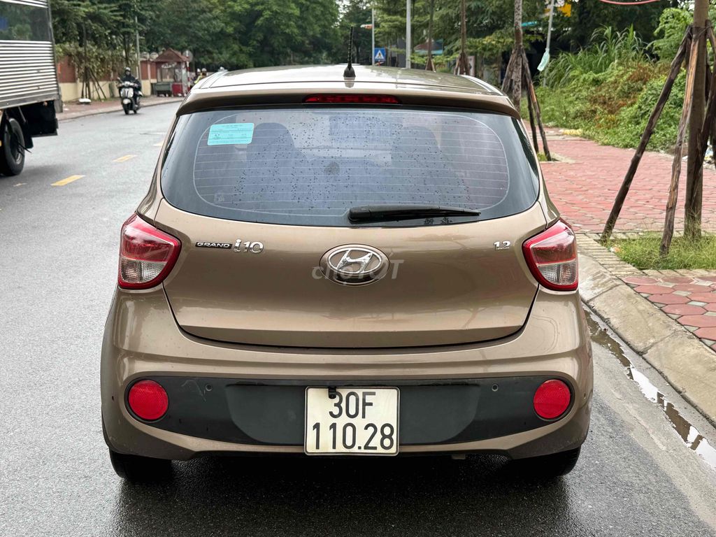 Номер хэтчбека Hyundai I10 2018 80000 км Коричневый