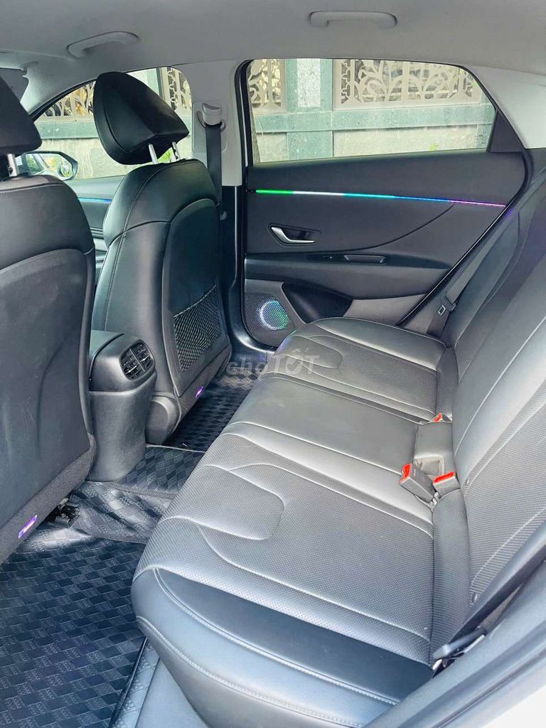 Hyundai Elantra 2023 1.6 AT Đặc biệt - 43000 km. Mua bán Ô tô tại Thành phố Hạ Long Quảng Ninh được đăng bởi Hào Đớp hình 13