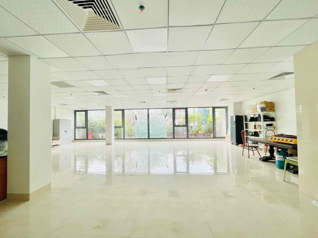Cho thuê văn phòng tại Phạm Ngọc Thạch 170m2 giá 33t giá cực tốt