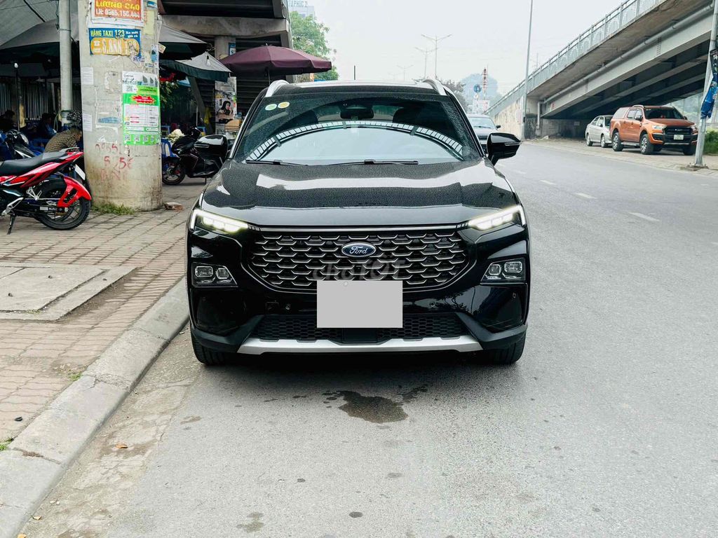 Ford Territory 2023 Đen 59000 km. Mua bán Ô tô tại Quận Hoàng Mai Hà Nội được đăng bởi Dương Xuân Trường hình 1