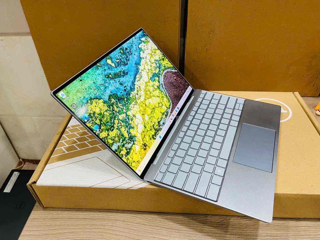 Dell xps 9315 i7 - 1250U 32gb 1TB 13.4" fhd. Mua bán Laptop tại Quận Bình Tân Tp Hồ Chí Minh được đăng bởi Suong thinklapus hình 3