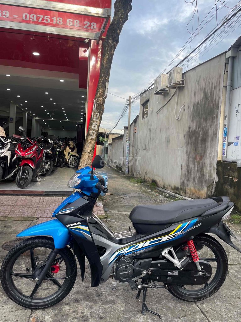 BLade. Mua bán Xe máy tại Thành phố Thủ Đức Tp Hồ Chí Minh được đăng bởi CHị Hà hình 3