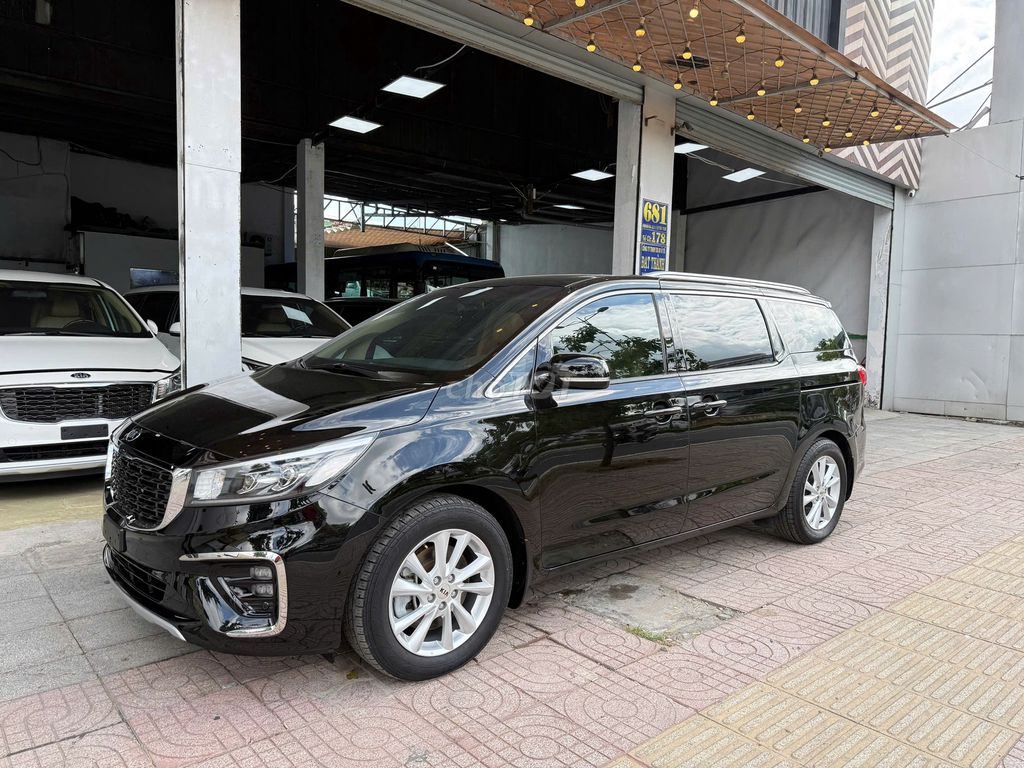 Kia Sedona 2020 photo 4