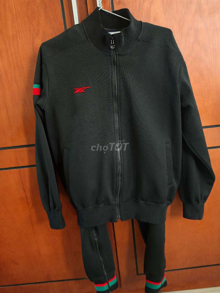 Bộ thể thao ASICS Unisex Đen. Mua bán Quần áo tại Quận Thanh Khê Đà Nẵng được đăng bởi zét hình 1