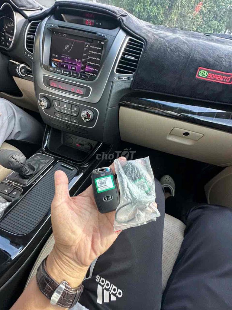 Kia Sorento 2019 2.4 GAT Premium - ***0. Mua bán Ô tô tại Quận 8 Tp Hồ Chí Minh được đăng bởi Đăng Xe Lướt hình 12