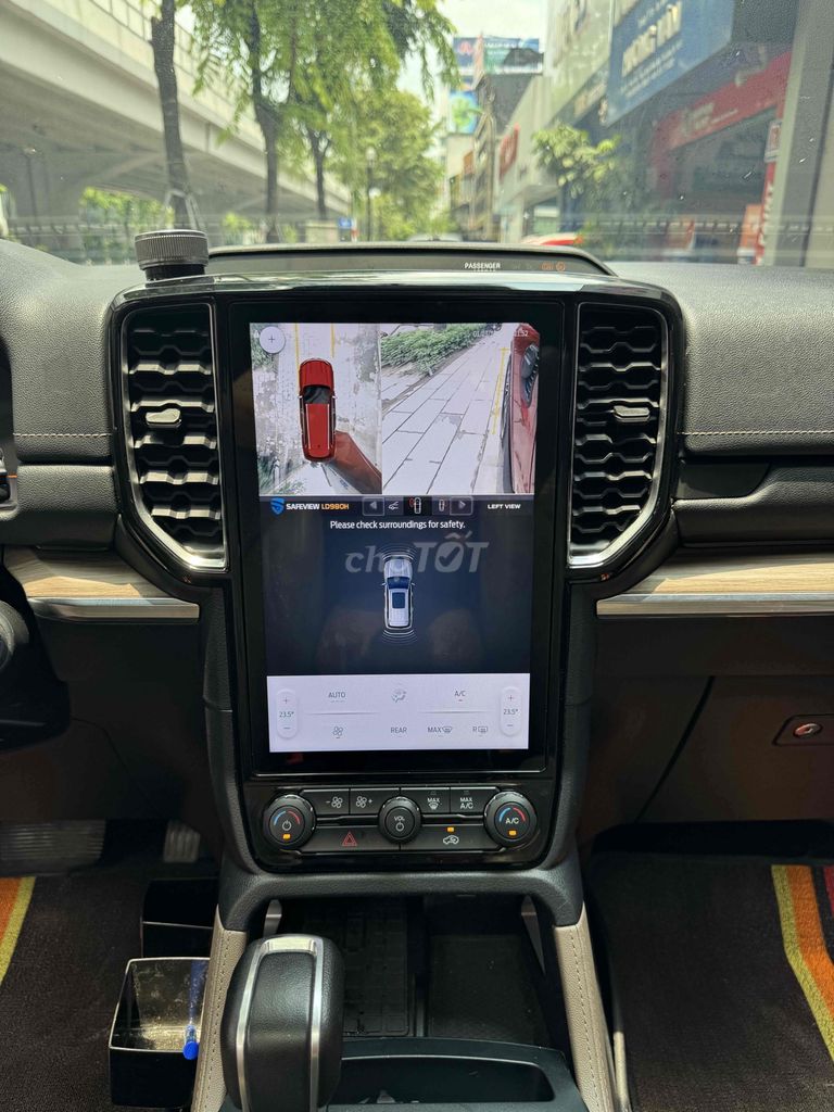 CẦN BÁN FORD EVEREST TITANMIUM 4x2 MODEL 2023. Mua bán Ô tô tại Quận Bắc Từ Liêm Hà Nội được đăng bởi Mr PHÁT THÁI HÀ AUTO hình 18