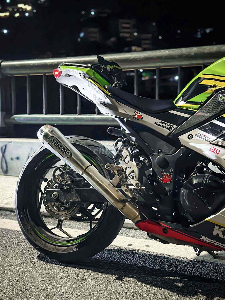 Bay Kawasaki Ninja 300 4X full đồ real. Mua bán Xe máy tại Quận Hai Bà Trưng Hà Nội được đăng bởi Tuấn Sơn hình 3