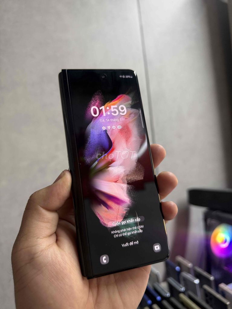 Samsung ZFold3 256GB Đen Đã sử dụng. Mua bán Điện thoại tại Quận Bình Thạnh Tp Hồ Chí Minh được đăng bởi Đạt Mobi hình 1