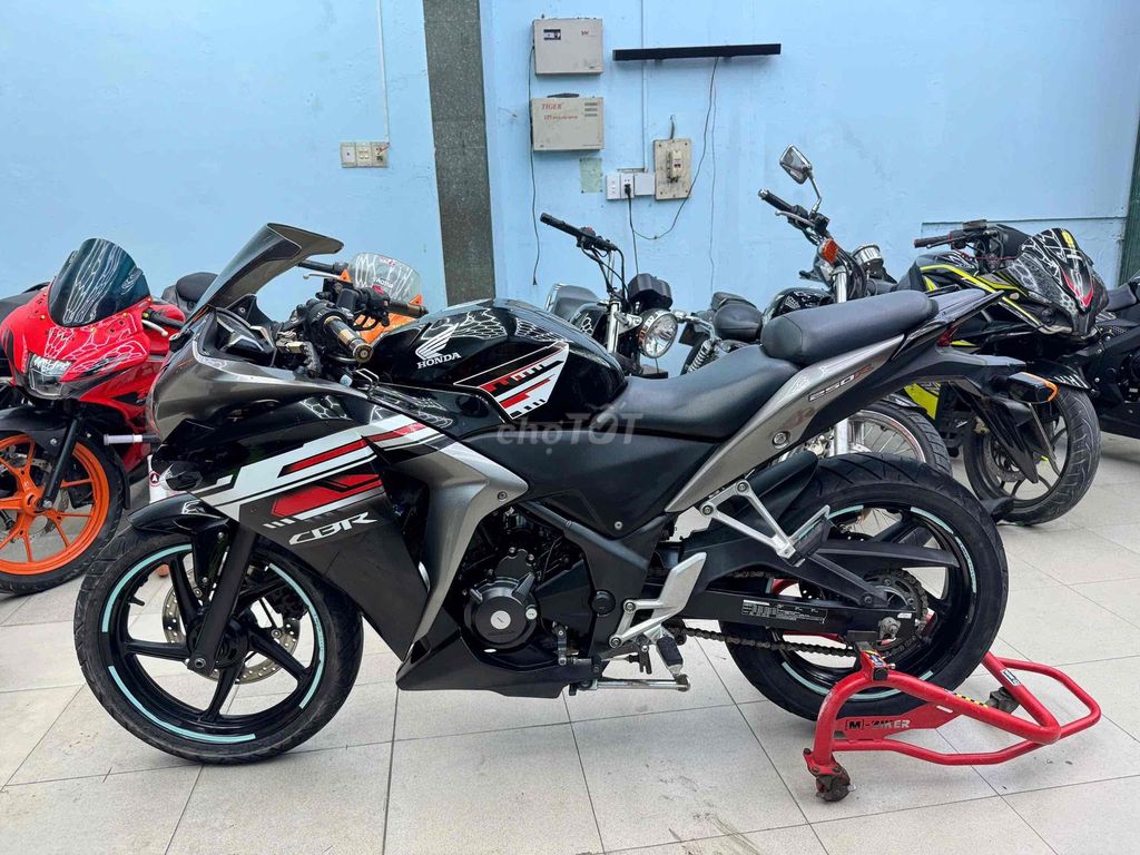 Honda CBR250 nhập thái chính chủ biển 70. Mua bán Xe máy tại Huyện Bình Chánh Tp Hồ Chí Minh được đăng bởi Phong Vũ hình 5