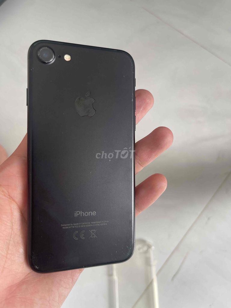 Apple iPhone 7 32GB Đen. Mua bán Điện thoại tại Quận Tân Phú Tp Hồ Chí Minh được đăng bởi Minh Vương hình 1